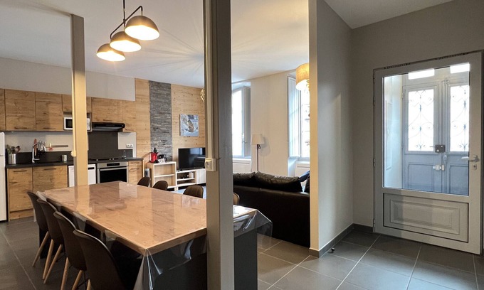 Cauterets Apartment | Joli T3 rénové ds une villa 1900