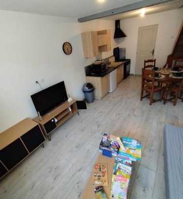 Ernee House | Jolie maison centre Ernée