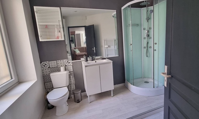 Villeneuve-sur-Lot Apartment | Jolie studio plein cœur de centre ville avec balcon