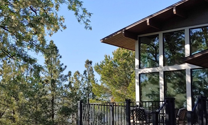 Julian Cabin | Julian Flat Top Mountain Getaway