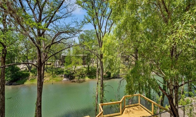 Canyon Lake House | Jump Right In: Luxurious River Cliff Retreat on the Guadalupe Horseshoe!