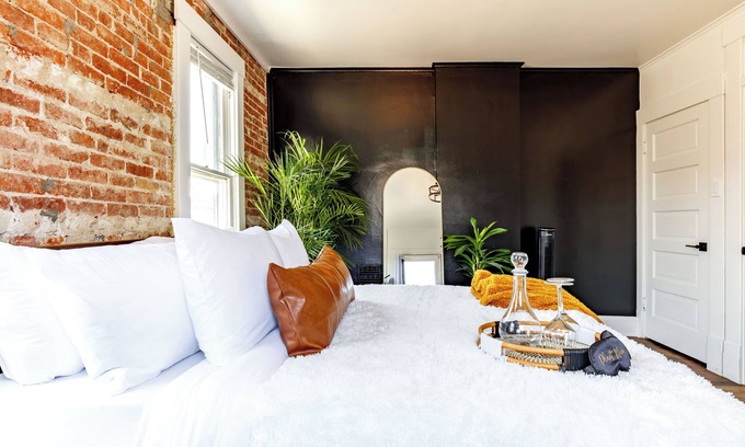 German Village Resort | Jungle House Historic Lofts – German Village