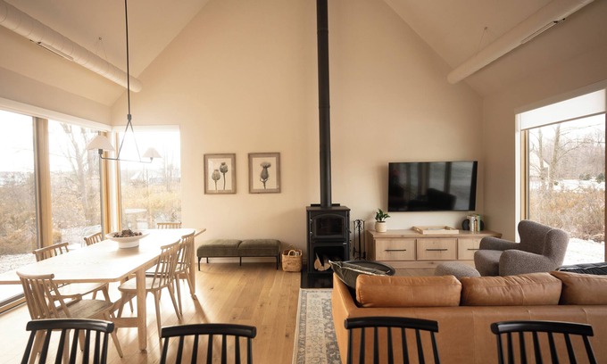 Fish Creek Cottage | Juniper at Loma Cottages
