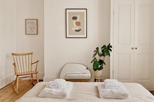Cliftonville Apartment | Juniper House by Walpole Bay - Margate