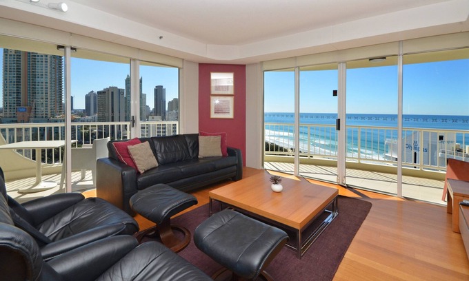 Surfers Paradise Apartment | Just can't beat Apartment 269 of the Moroccan Resort
