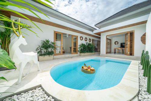 Banjar Semer Villa | Just Launched! 3BDR Designer Villa with View and Pool!