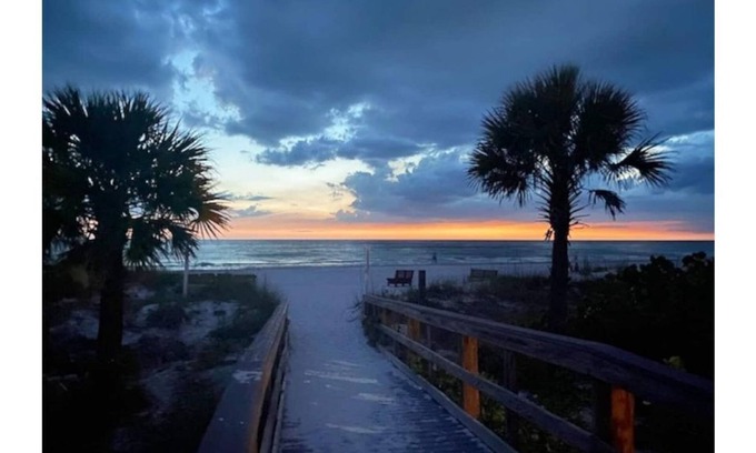Indian Shores Cottage | Just Steps to the Beach and Gulf of Mexico