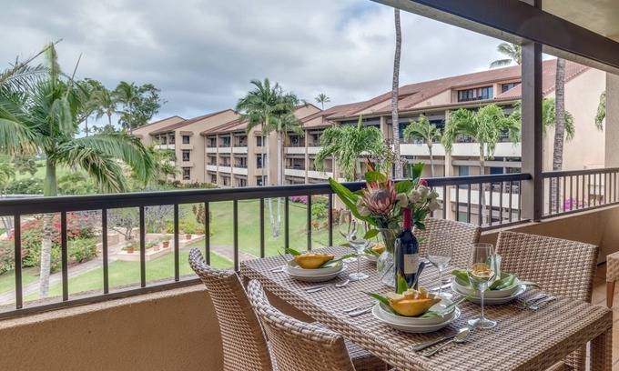 Kaanapali Condo | Kaanapali Royal G-301 - Perfect Getaway Location - Free Fun! - Spacious and Updated