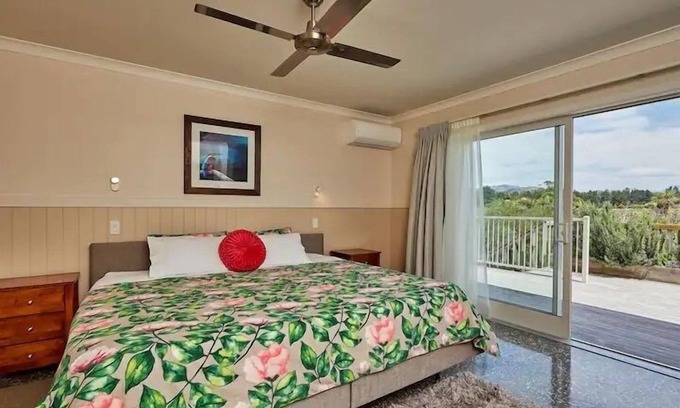 Kaikoura Apartment | Kakatu Retreat - Mountain View, Kakatu Retreat | Mountain View | Breakfast Included