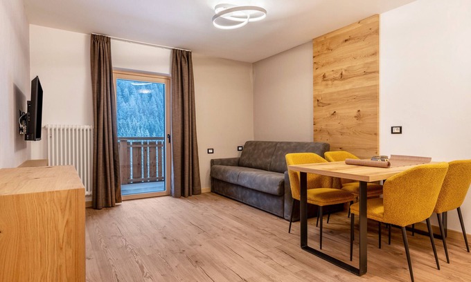 Campitello di Fassa Apartment | Kamerloy Apartments - F with Mountain View, Wi-Fi, Balcony and Garden