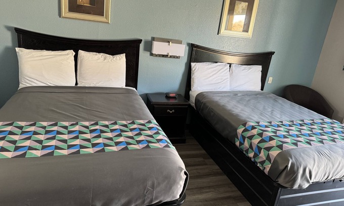 Independence Hotel | Kansas Inn Independence