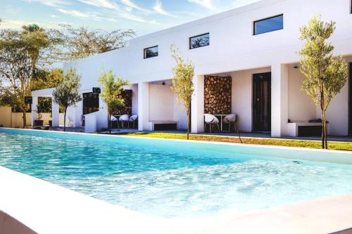 Oudtshoorn House | Karoo Retreat- Self Catering Villas and Guest House