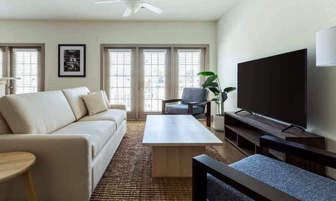 Wilmington Apartment | Kasa | Lovely 2BD | Wilmington