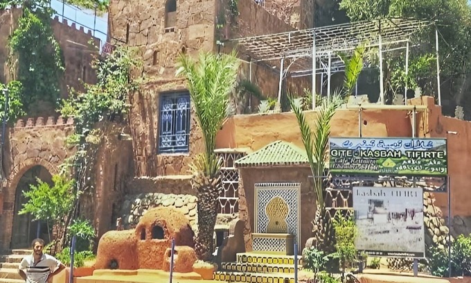 Sidi Abdallah Ghiat Cabin | Kasbah Tifirte