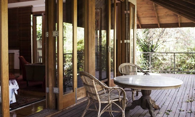 Daylesford Cottage | Kate's Place Daylesford ~ "Gorgeous" ~ Spa Bath!