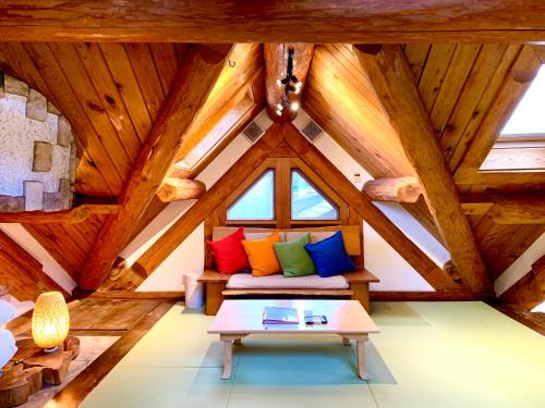 Kawazu House | Kawazu Log House