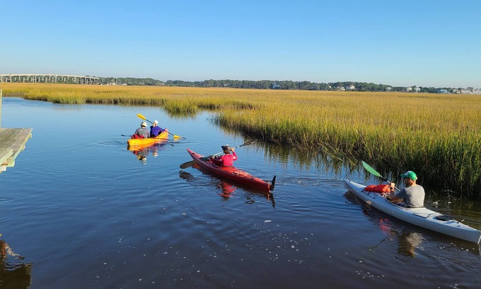 Oak Island House | Kayak Backyard or 1/2 mile to Beach Single Level Very Few Stairs Pet Friendly