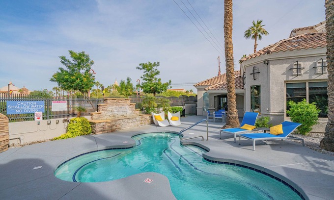 Encanto Apartment | KB - Lex on Central