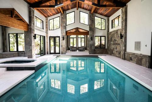 Park City House | KBM Resorts FREE CAR 6 Bedroom Estate Indoor Pool Theater Pool Table PAS-2680