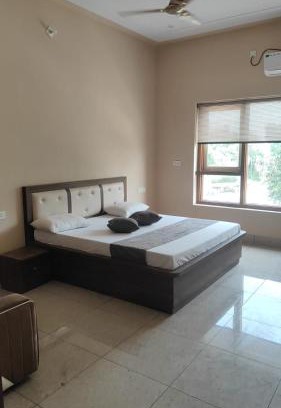 Bhadra Hotel | KBS Hotel & Restaurant