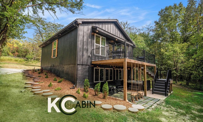 Jackson County House | KCcabin Modern Wooded Retreat w/Hot Tub
