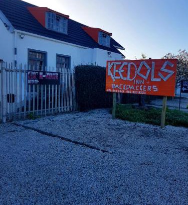 Knysna Central House | Keedols Inn & Backpackers
