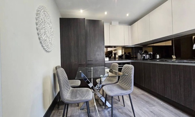 Kemptown Apartment | Kemptown 4 Bedroom Flat BN224BEAT