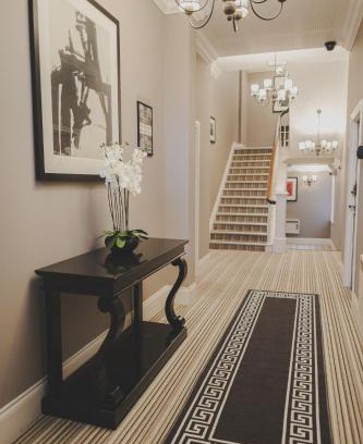 Jesmond Apartment | Kensington House by Warren Collection