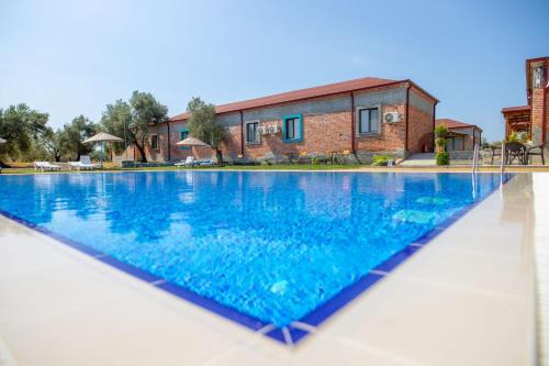 Ayvalik Hotel | Keremköy Yaşam Platosu