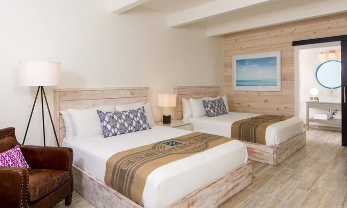 New Town House | Key West Escape! 3 Gorgeous Units, Pool, Restaurant, Bike Rental, Gym, Parking!