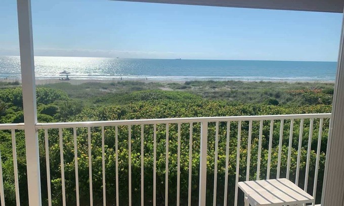 Cocoa Beach Condo | Key West Style: 2B/2B Direct Beach Front Condo with Awesome Ocean views