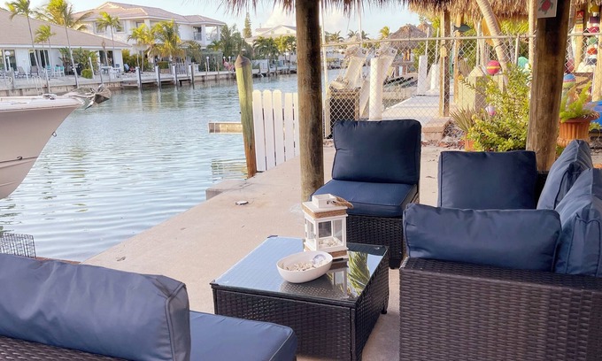 Key Colony Beach House | Keys Getaway on Canal 2 BR 2 BA-Cabana Club Private Beach/Jacuzzi/Pool Access