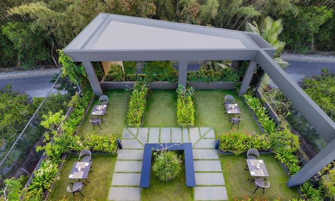 Kumily Hotel | Keys Prima By Lemon Tree Hotels, Thekkady