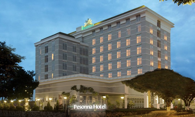 Central Yogyakarta Hotel | Khas Tugu Hotel Yogyakarta