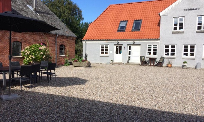 Frørup Bed & Breakfast | Kildegaarden Bed & Breakfast