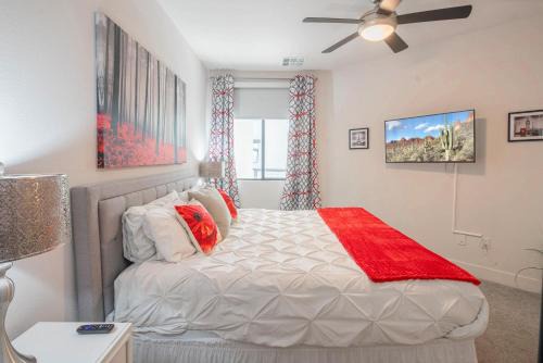 North Scottsdale Apartment | King Bed-Courtyard View-Pool-Games-Instant Booking G3043