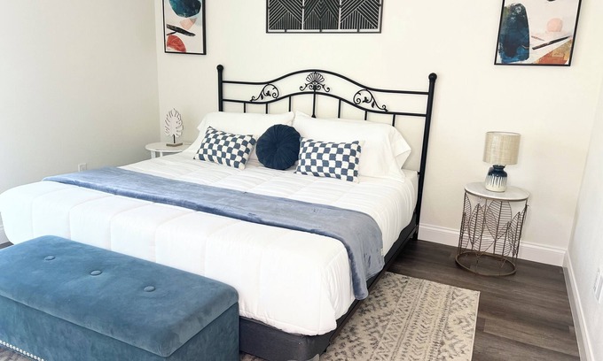 Ocala Apartment | King Bed W/Fire-pit 3B2B Duplex in Marion oaks