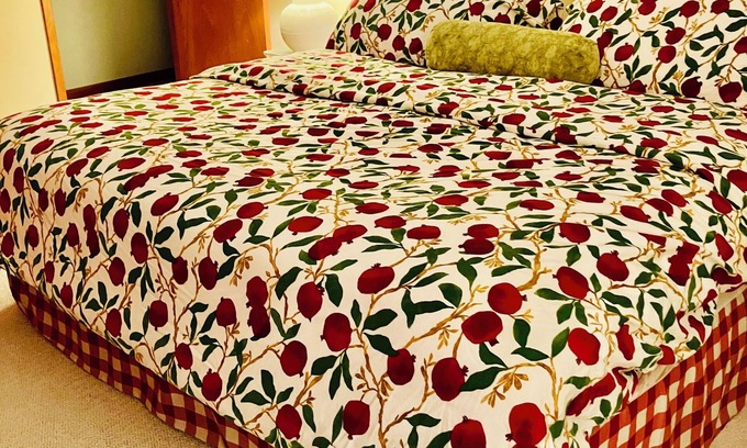 Waterville Valley Apartment | King Size Beds, Walk to Town, Mountain View Patio