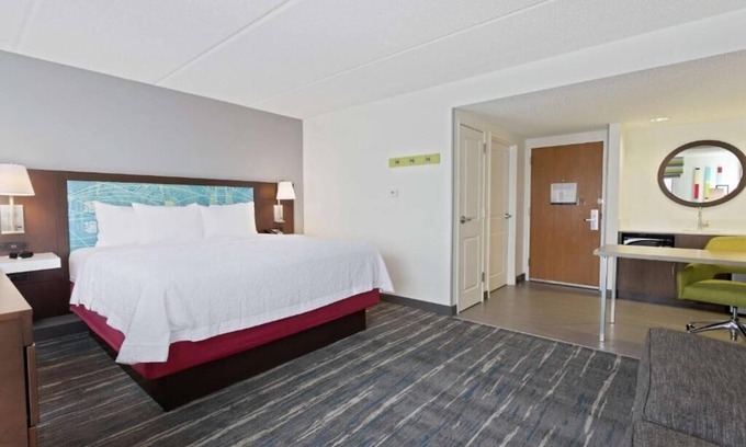 Southwest Orlando Apartment | King Studio Suite Near Nikita Shah ORL
