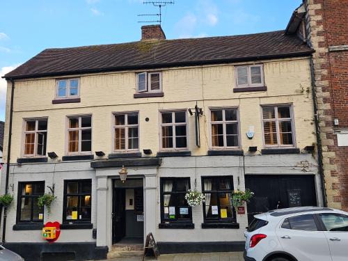 Cleobury Mortimer Hotel | Kings Arms pub