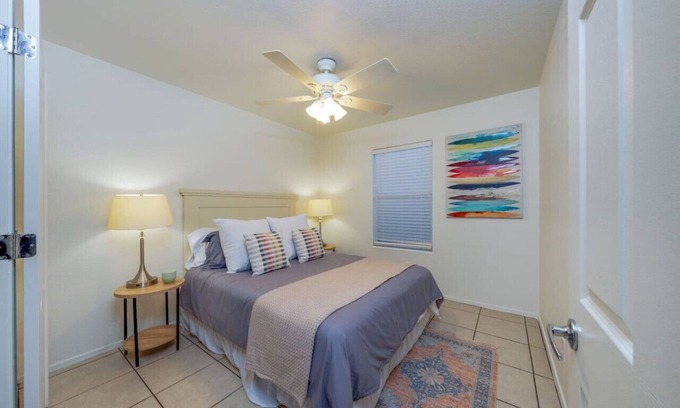 Tucson House | KINO/4 BR 2 BA/Fenced/Sleeps 8/Garage