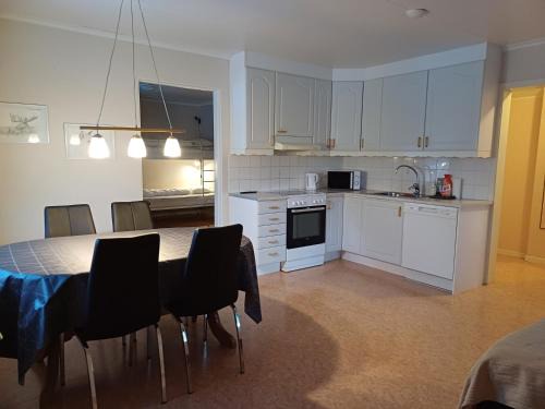 Centrum Apartment | Kiruna Accommodation Gustaf Wikmansgatan 6B, 6 Person Apartment