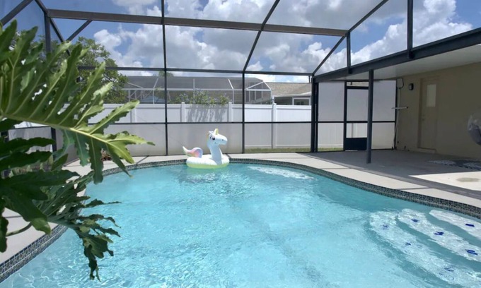 Indian Ridge House | Kissimmee custom Luxury getaway