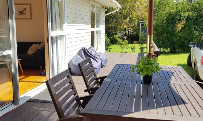 Cooks Beach Cottage | Kiwi Bach Escape - Close To Beach