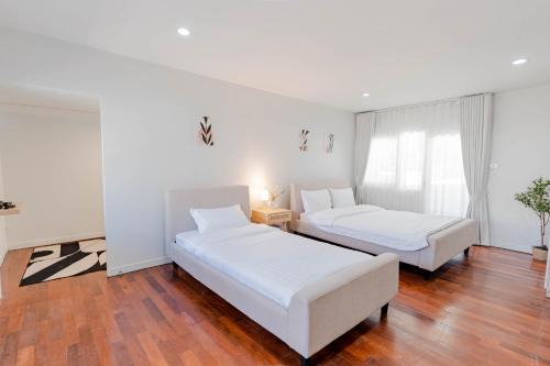 Nimman House | KK Villa Nimman - Urban Peaceful Home steps to Cafes & Shops