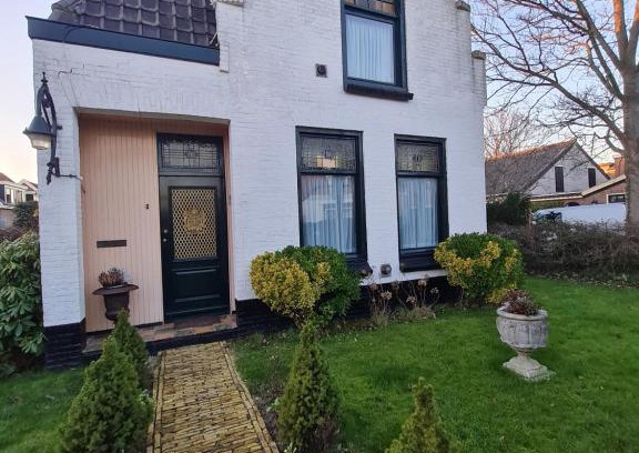 Uitgeest Ski Chalet | Klein Middelweg