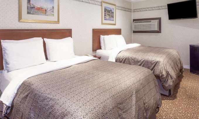 Kingston Hotel | Knights Inn Kingston