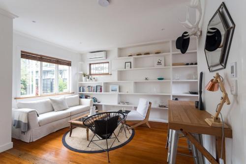 Kohimarama Apartment | Kohimarama Beach 2 Bedroom Charmer