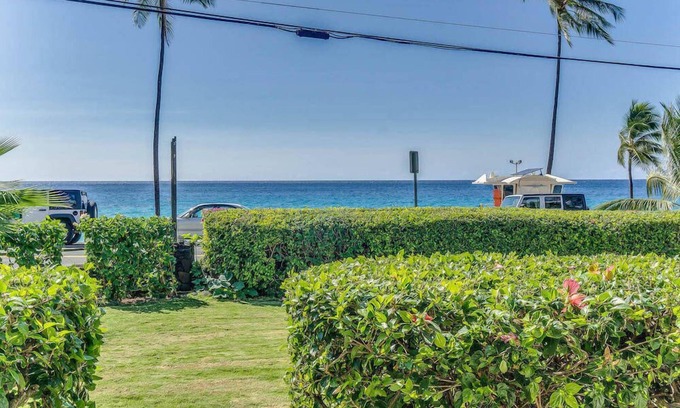 Kahaluu Bay Apartment | Kona White Sands A4 Romantic Ocean View!