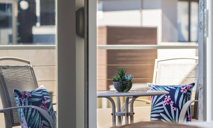 Sorrento Apartment | Koonya Getaway - Modern apartment with the beach at your doorstep